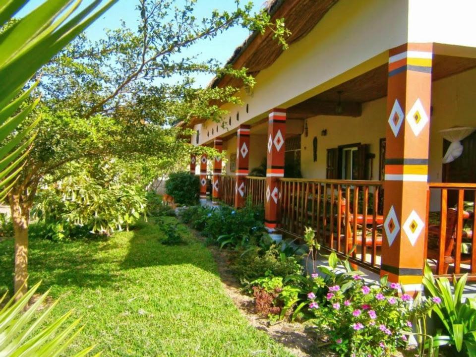 Casa Hotel Sinkiling Gambia Serrekunda Εξωτερικό φωτογραφία