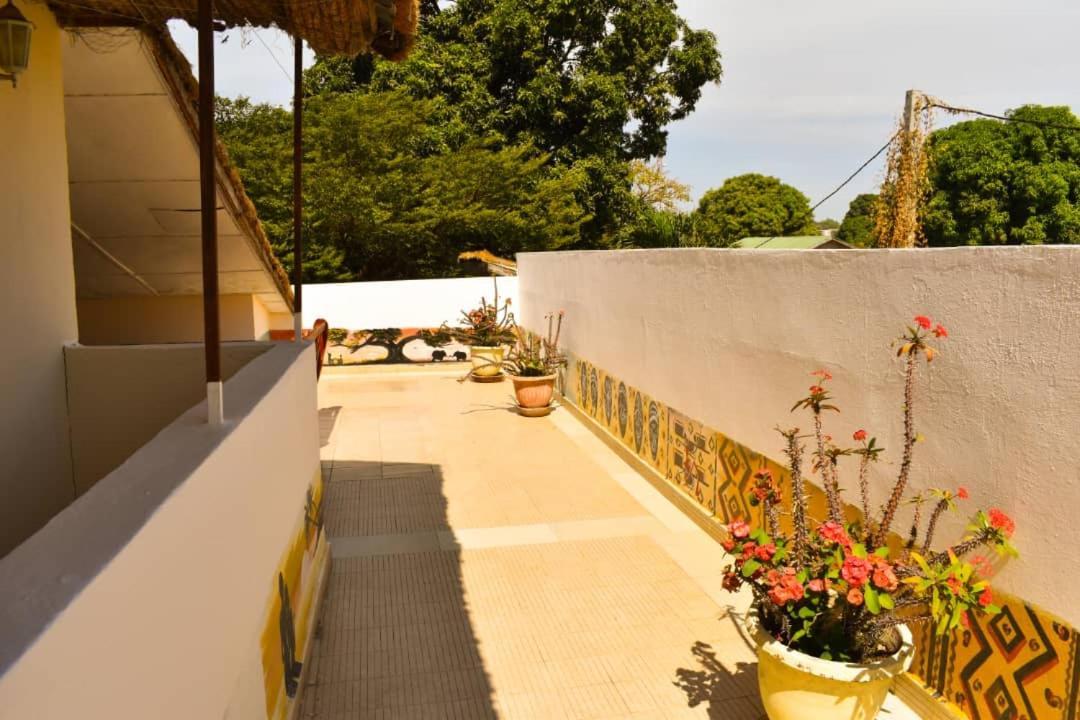 Casa Hotel Sinkiling Gambia Serrekunda Εξωτερικό φωτογραφία