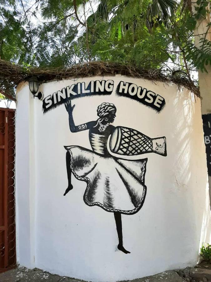 Casa Hotel Sinkiling Gambia Serrekunda Εξωτερικό φωτογραφία