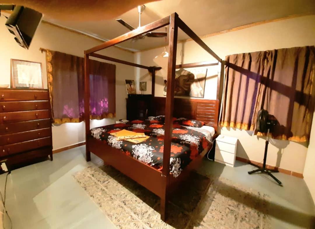 Casa Hotel Sinkiling Gambia Serrekunda Εξωτερικό φωτογραφία